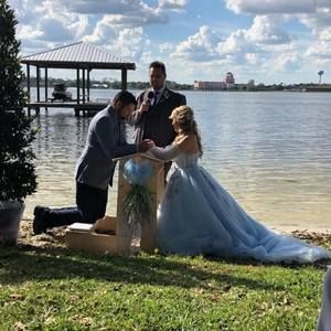 Meet your Posher, Alex